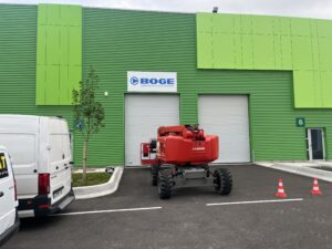 Enseigne & Vitrophanie - Panneaux publicitaires BOGE