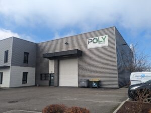 Enseigne & Vitrophanie - Panneaux publicitaires POLY