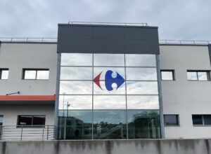 Enseigne et Vitrophanie - Autocollant vitrine extérieur - Carrefour