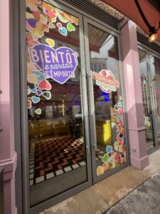 Enseigne et Vitrophanie - Autocollant vitrine personnalisé - Gourmandises et douceurs