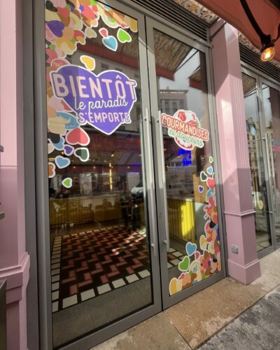 Enseigne et Vitrophanie - Autocollant vitrine personnalisé - Gourmandises et douceurs