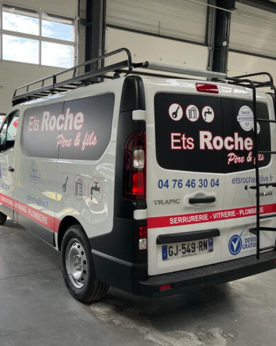 Enseigne et Vitrophanie - Flocages pour véhicule utilitaires - ETS Roche