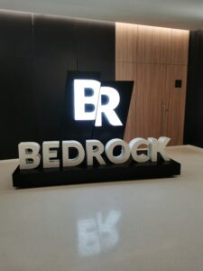 Enseigne & Vitrophanie - Lettres 3D - Bedrock
