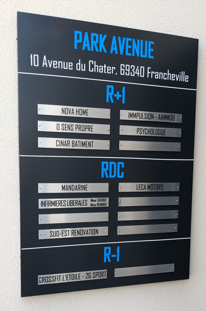 Enseigne et vitrophanie - Plaques professionnelles