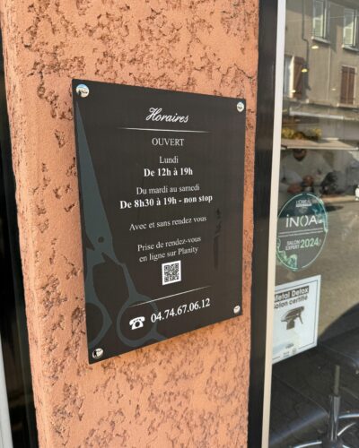 Enseigne et vitrophanie - Plaques professionnelles