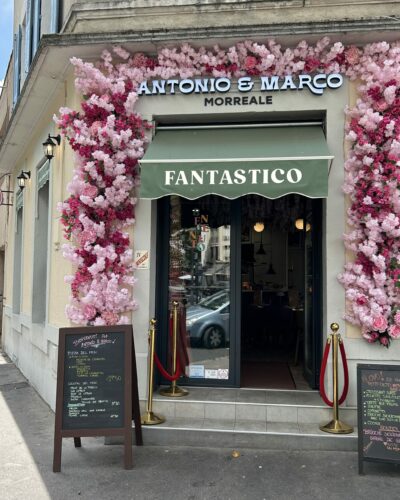 Enseigne et vitrophanie - Lambrequin store banne